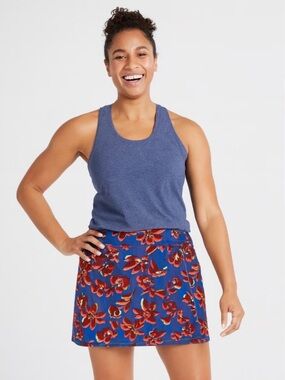 NWT Athleta Salutation Stash 16 1/2” Blue & Red Floral Side Pocket Skort Sz XS